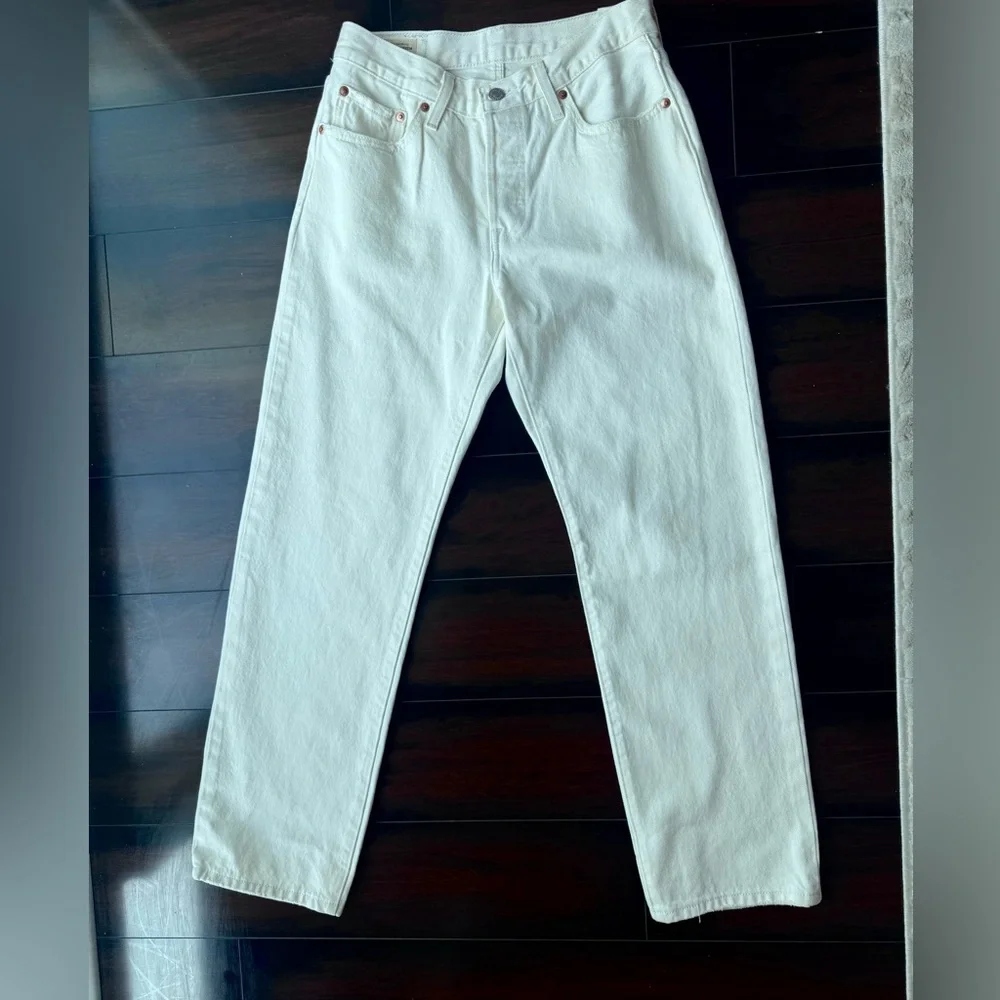 CUSTOM Levi's Blue Tab 90s 501 Jeans in White - Picture 3 of 8